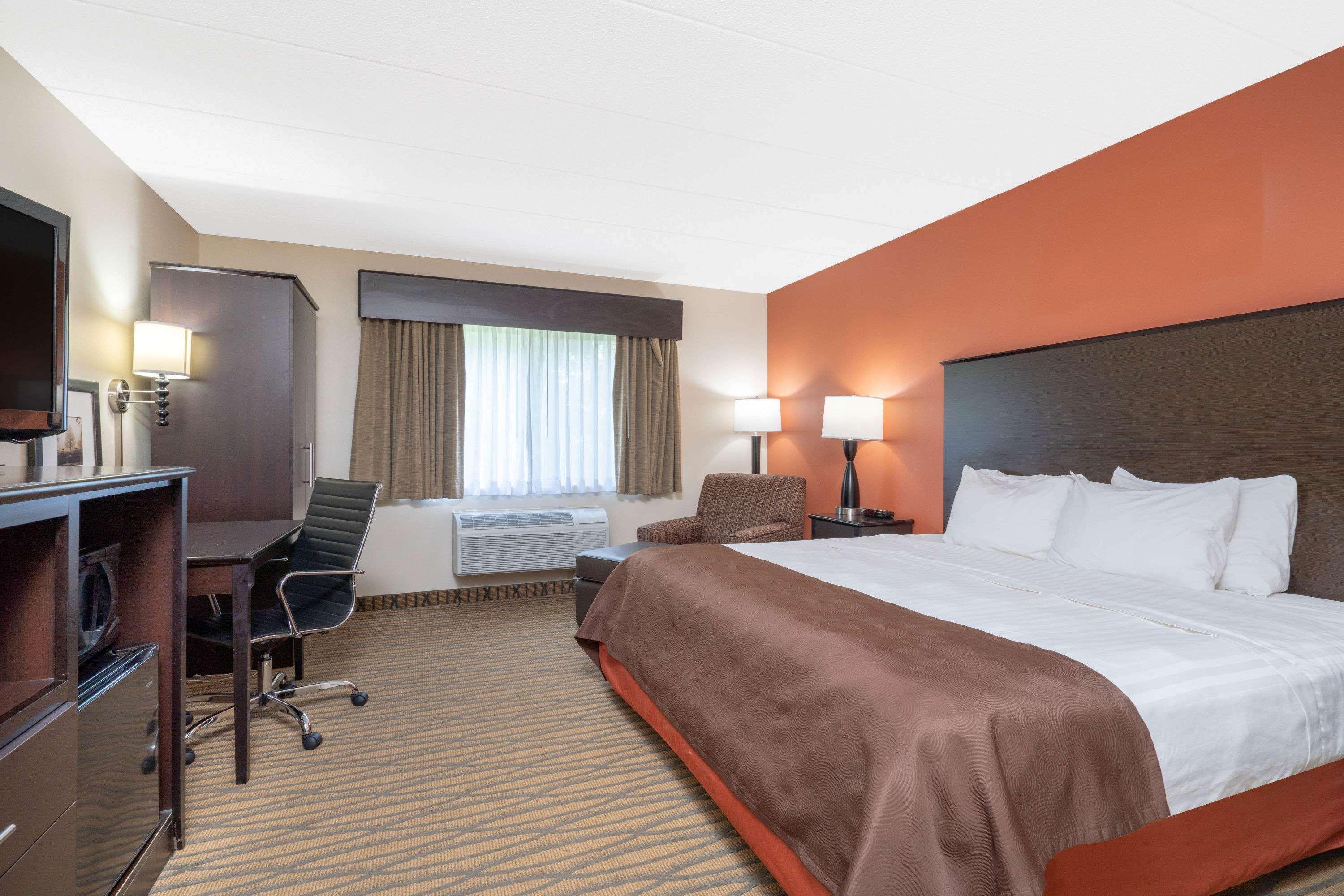 Americinn By Wyndham Rogers Kültér fotó